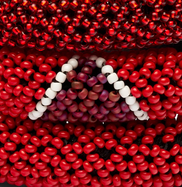 Beads · Detail